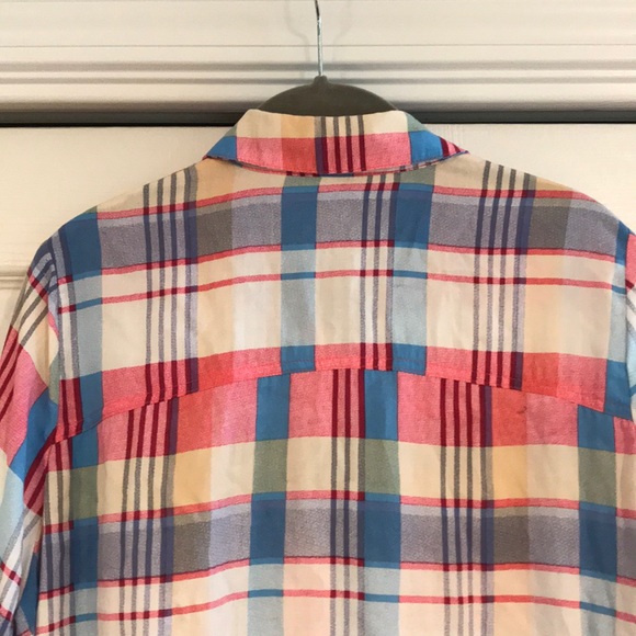 Coloful plaid button down. Size med. - Picture 5 of 5